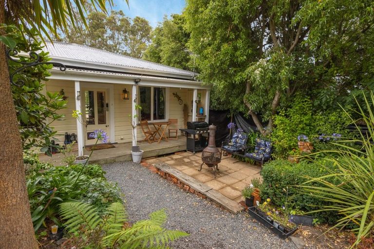 Photo of property in 39 Bath Street, Brighton, Dunedin, 9035