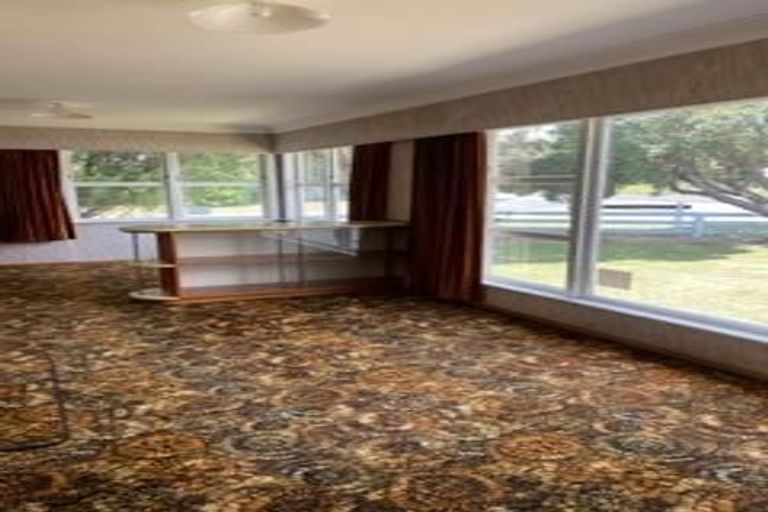 Photo of property in 1 Marsden Terrace, Ohau, Levin, 5570