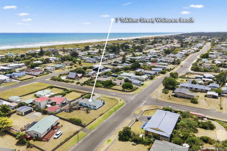 Photo of property in 7 Takitimu Street, Waitarere Beach, Levin, 5510