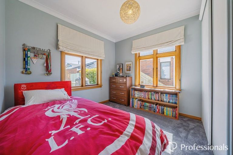 Photo of property in 18 Birdwood Road, Waterloo, Lower Hutt, 5011