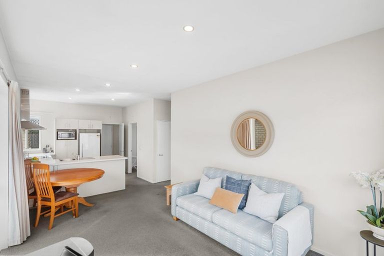 Photo of property in 4/36 Hammersley Avenue, Shirley, Christchurch, 8013