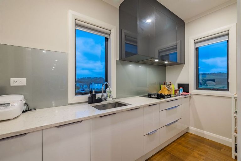 Photo of property in 14 Windlass Street, Long Bay, Auckland, 0630