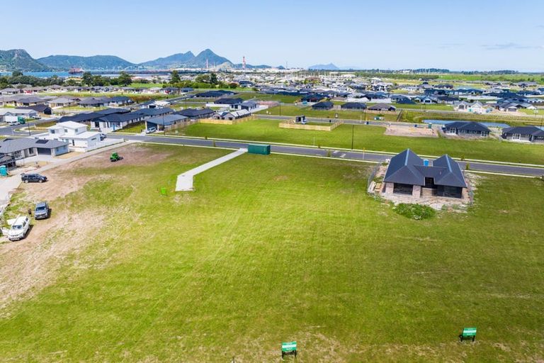 Photo of property in 22 Taurangawaka Road, One Tree Point, 0118