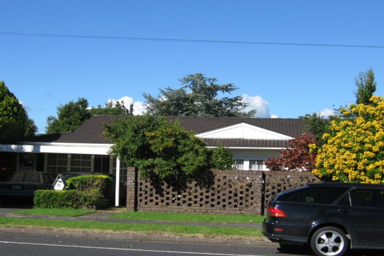 Photo of property in 73 Hutchinsons Road, Bucklands Beach, Auckland, 2014