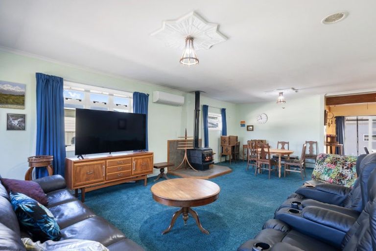 Photo of property in 49 George Street, Levin, 5510