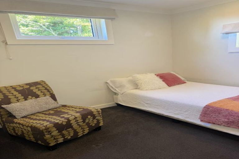 Photo of property in 3 Huia Road, Titirangi, Auckland, 0604