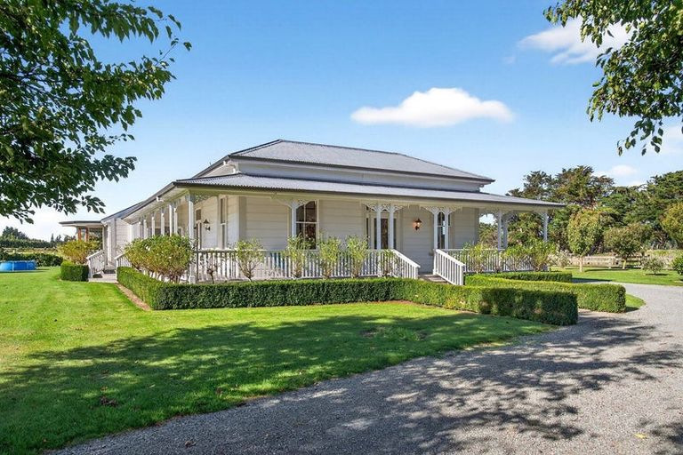 Photo of property in 23a Hupenui Road, Ahikouka, Greytown, 5794