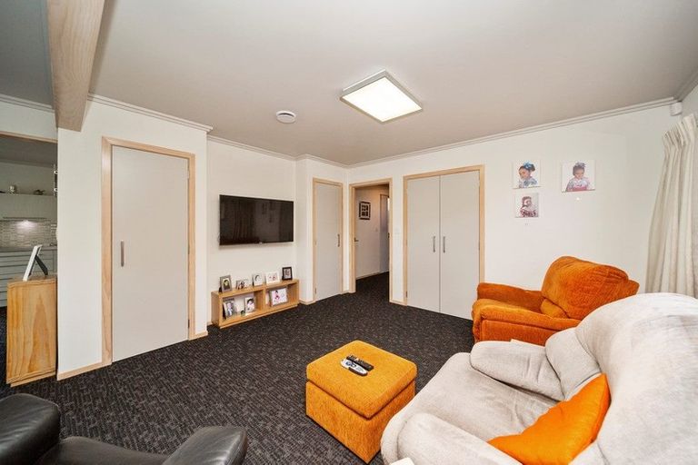 Photo of property in 10 Oriental Street, Welbourn, New Plymouth, 4312