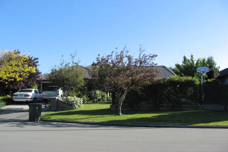 Photo of property in 16 Mathias Place, Kaiapoi, 7630