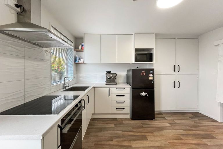 Photo of property in 2/171 Clarence Street, Riccarton, Christchurch, 8011