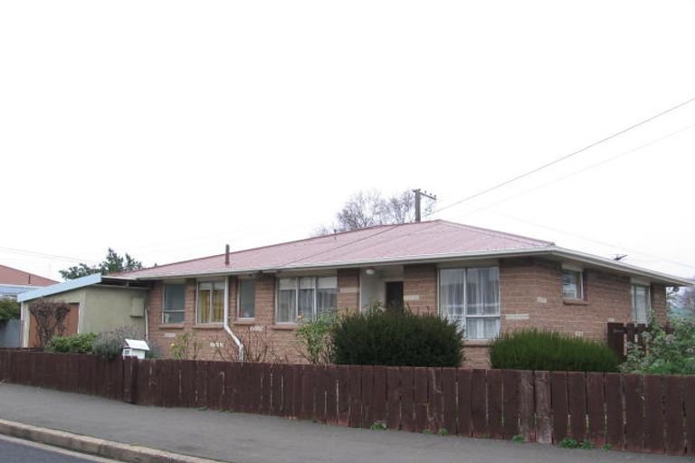 Photo of property in 17 Fingall Street, South Dunedin, Dunedin, 9012