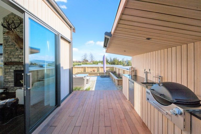 Photo of property in 75a Rokino Road, Hilltop, Taupo, 3330