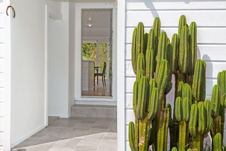 Photo of property in 784 Glenroy Road, Whangara, Gisborne, 4073