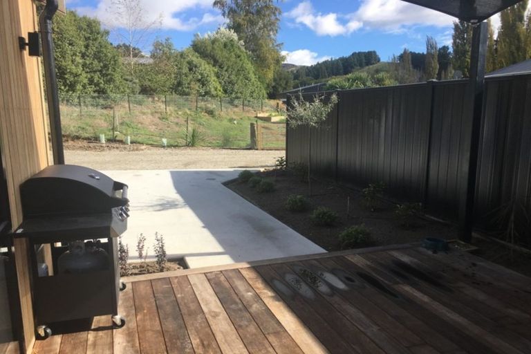 Photo of property in 32 Kingan Road, Luggate, Cromwell, 9383