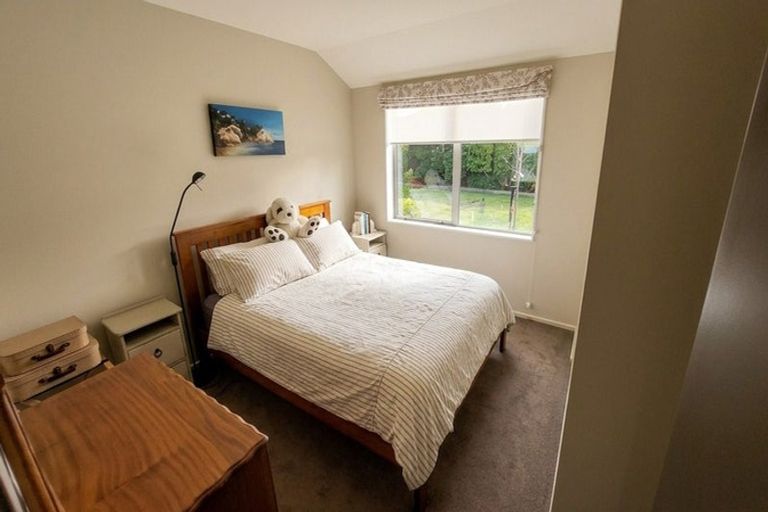 Photo of property in 5 Oak Tree Lane, Rangiora, 7400