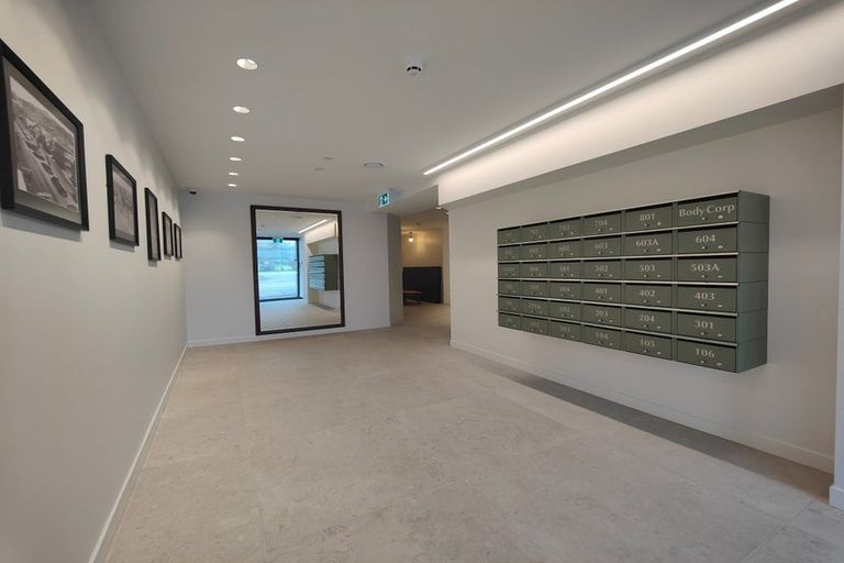 Photo of property in 203/32 Kent Terrace, Mount Victoria, Wellington, 6011