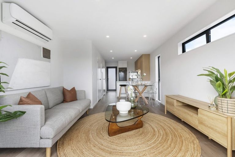 Photo of property in 11/10 Ngaroma House Drive, Hobsonville, Auckland, 0616