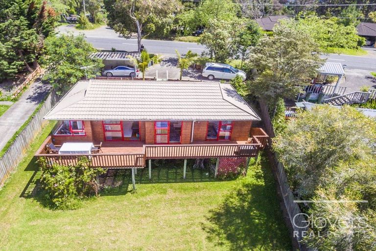 Photo of property in 205 Glengarry Road, Glen Eden, Auckland, 0602