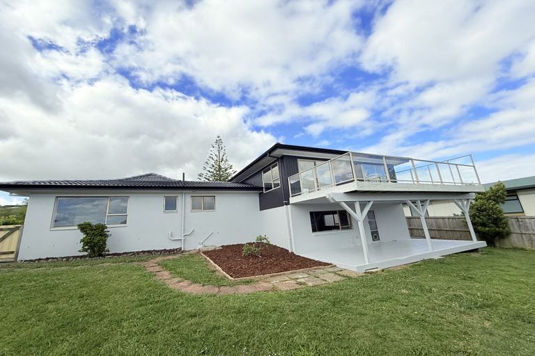 Photo of property in 7 Sunnyview Avenue, Shelly Park, Auckland, 2014