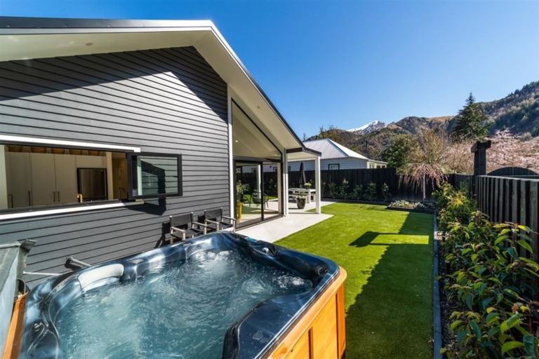 Photo of property in 27b Nairn Street, Arrowtown, 9302