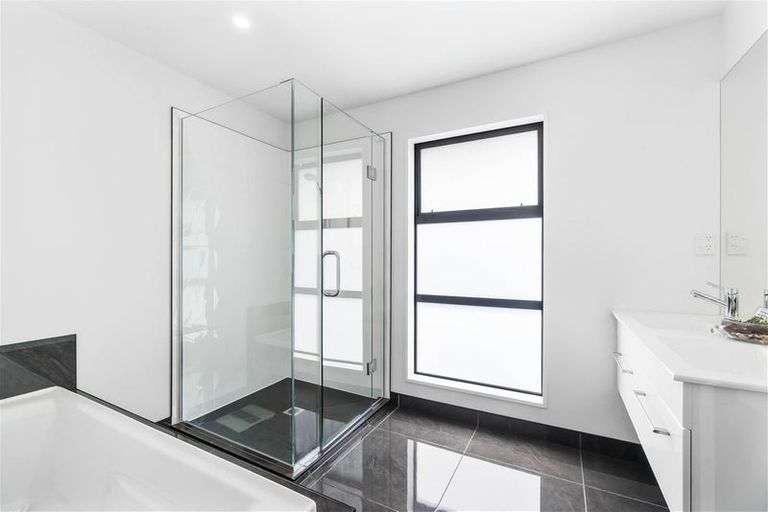 Photo of property in 11 Goldrush Lane, Rolleston, 7614