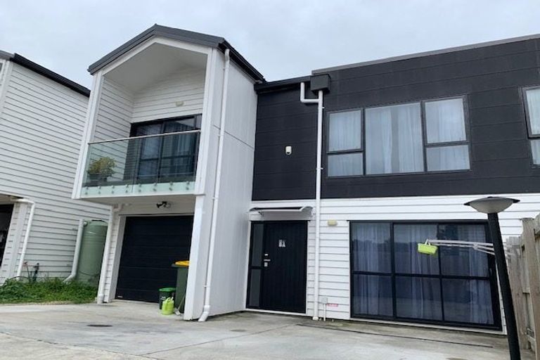 Photo of property in 5a Divine Lane, Manurewa, Auckland, 2102