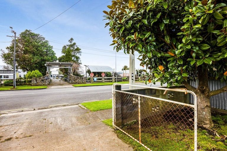 Photo of property in 19 Galt Street, Hawera, 4610