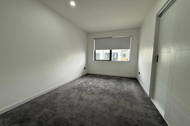 Photo of property in 15 Te Kaapia Road, Papakura, 2110