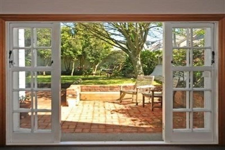 Photo of property in 66 Owen Street, Newtown, Wellington, 6021