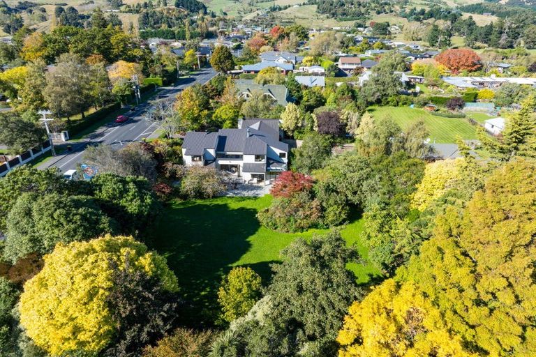 Photo of property in 6 Riccarton Road East, East Taieri, Mosgiel, 9024