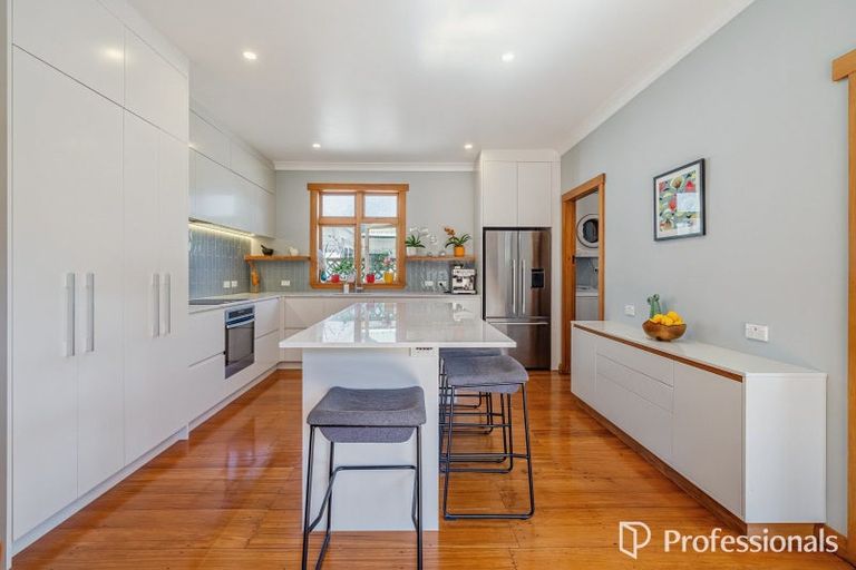Photo of property in 18 Birdwood Road, Waterloo, Lower Hutt, 5011