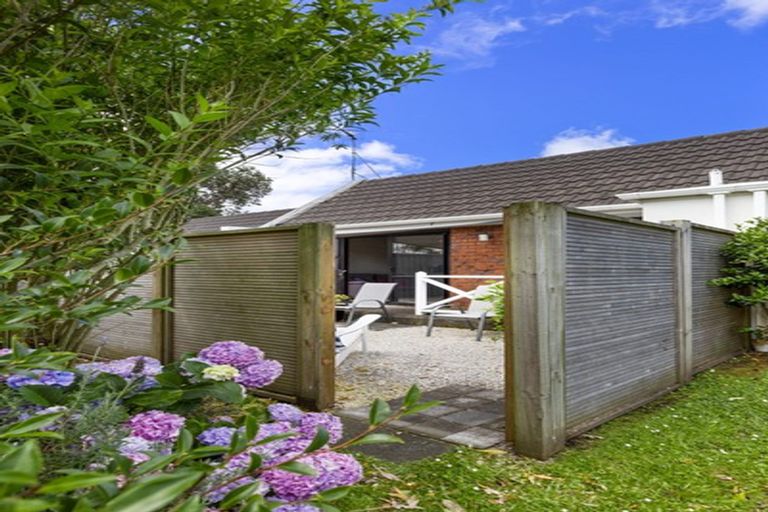 Photo of property in 11 Fantail Court, Orewa, 0931