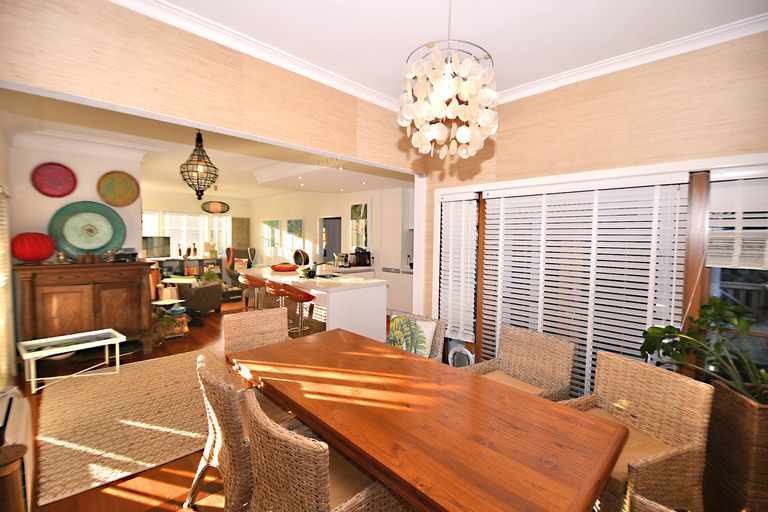 Photo of property in 12 Kendale Drive, Leigh, 0985