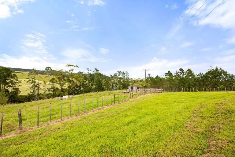 Photo of property in 175 Ireland Road, Waitoki, Kaukapakapa, 0871