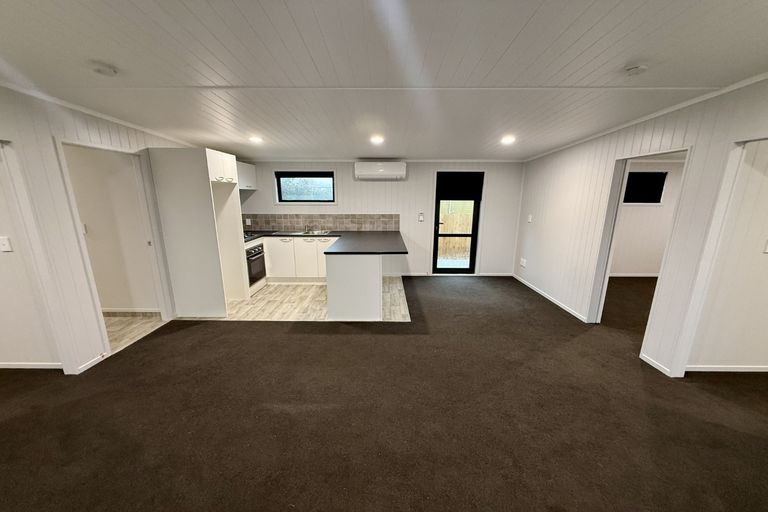 Photo of property in 11 Cooper Place, Papakura, 2110