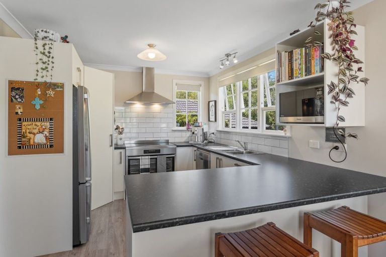 Photo of property in 42 Tui Road, Raumati Beach, Paraparaumu, 5032