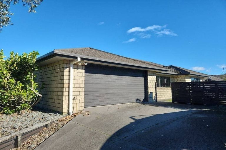 Photo of property in 4 Millie Court, Papamoa Beach, Papamoa, 3118