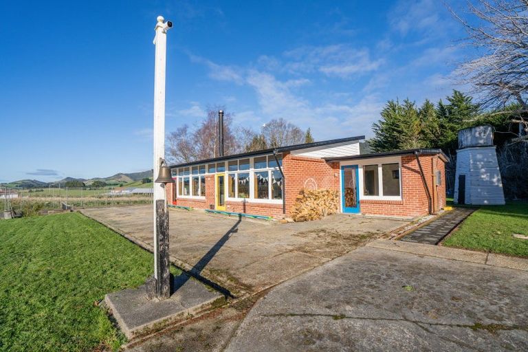 Photo of property in 6 Quarry Hills Fortification Road, Quarry Hills, Tokanui, 9884