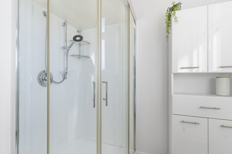 Photo of property in 28 Raglan Street, Lansdowne, Masterton, 5810