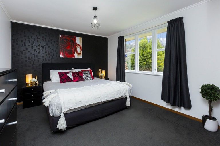 Photo of property in 9 Oregon Drive, Maoribank, Upper Hutt, 5018