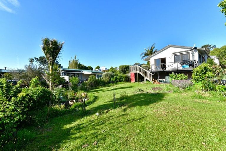 Photo of property in 5 Kaipara Crescent, Helensville, 0800