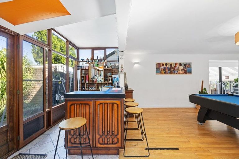 Photo of property in 1126 Whangaparaoa Road, Tindalls Beach, Whangaparaoa, 0930