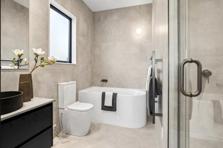 Photo of property in 22 Pukeko Road, Hobsonville, Auckland, 0616