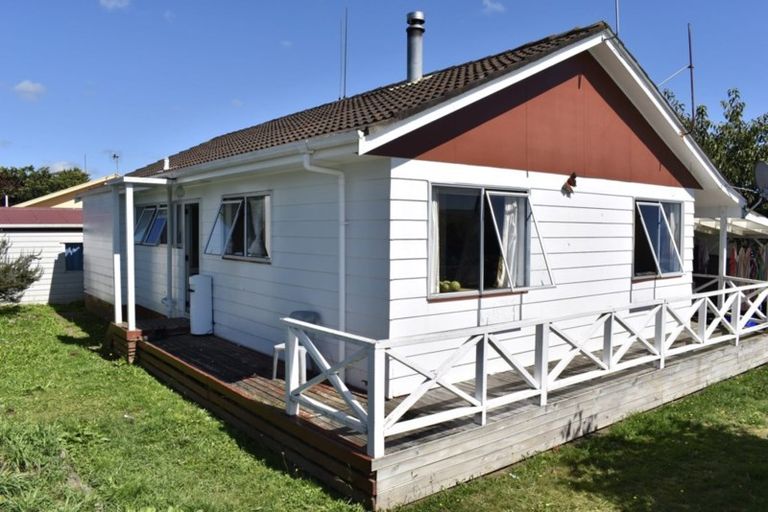 Photo of property in 10 Braemar Street, Levin, 5510