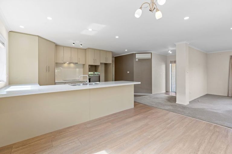 Photo of property in 7 Delta Close, Pyes Pa, Tauranga, 3112