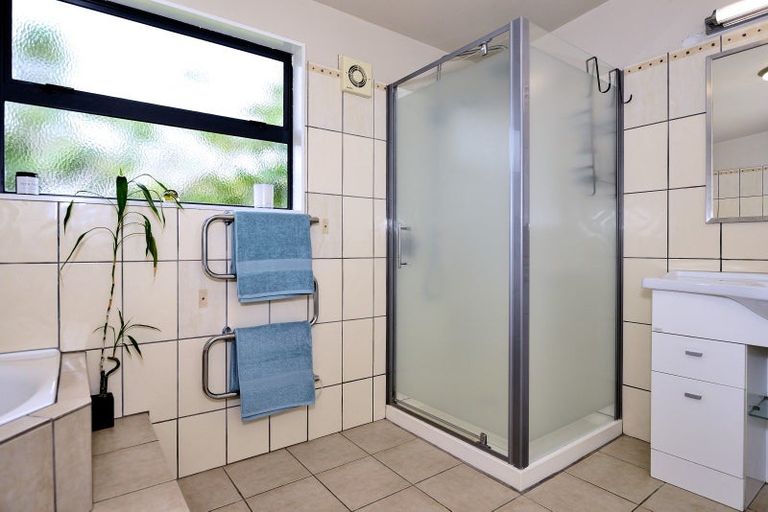 Photo of property in 225 Mahia East Coast Road, Mahia, 4198