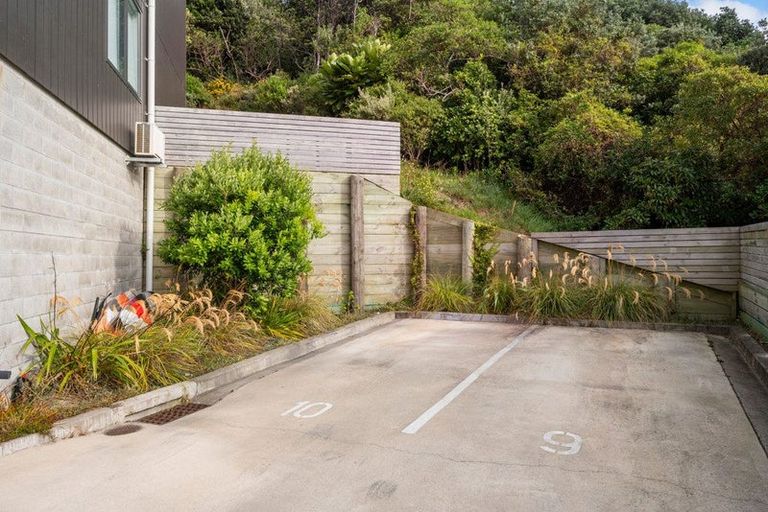 Photo of property in 10/52 High Street, Island Bay, Wellington, 6023