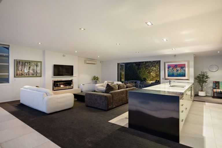 Photo of property in 74 Panorama Terrace, Queenstown, 9300