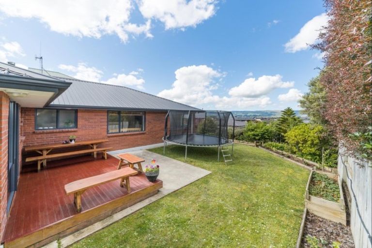 Photo of property in 30 Logan Way, Kelvin Grove, Palmerston North, 4414