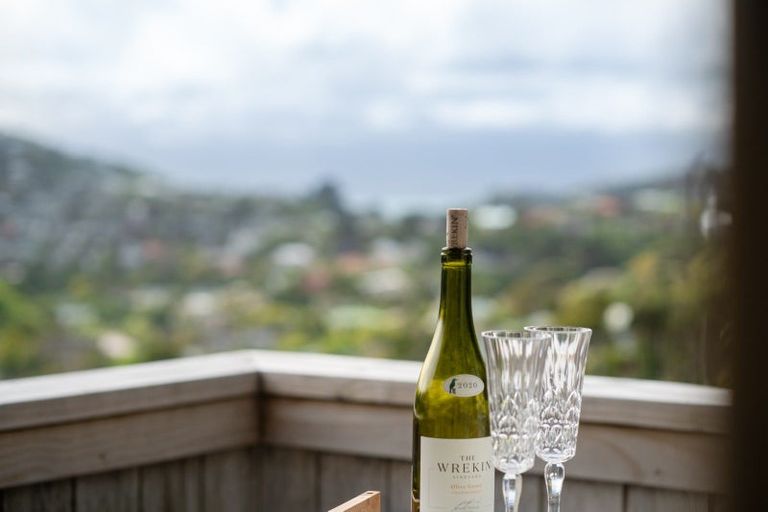 Photo of property in 23 Doris Gordon Crescent, Crofton Downs, Wellington, 6035